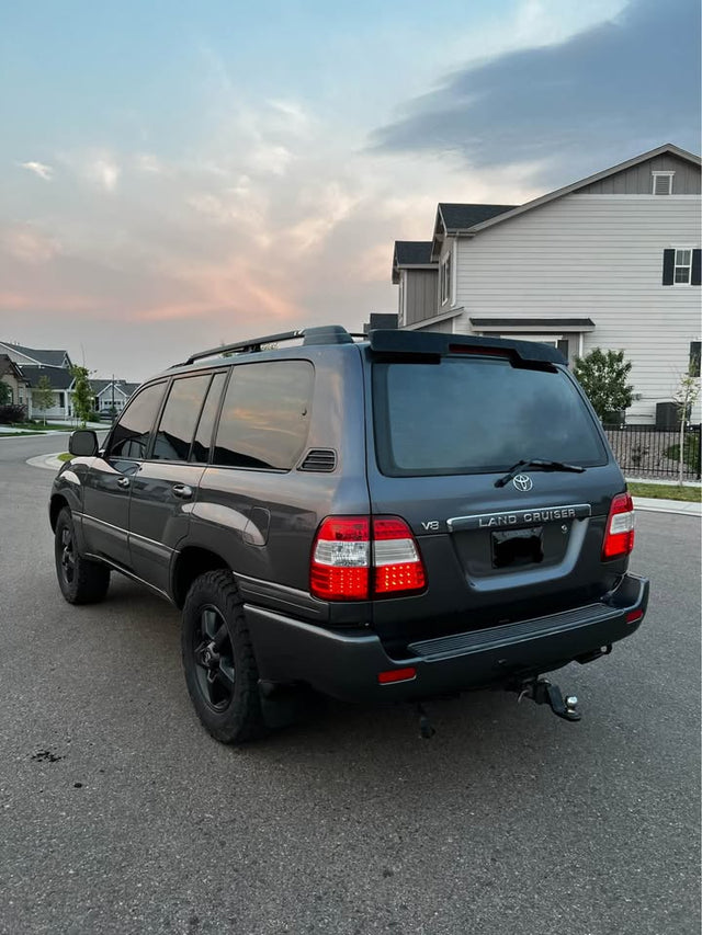 2003 Toyota Landcruiser — photo 2