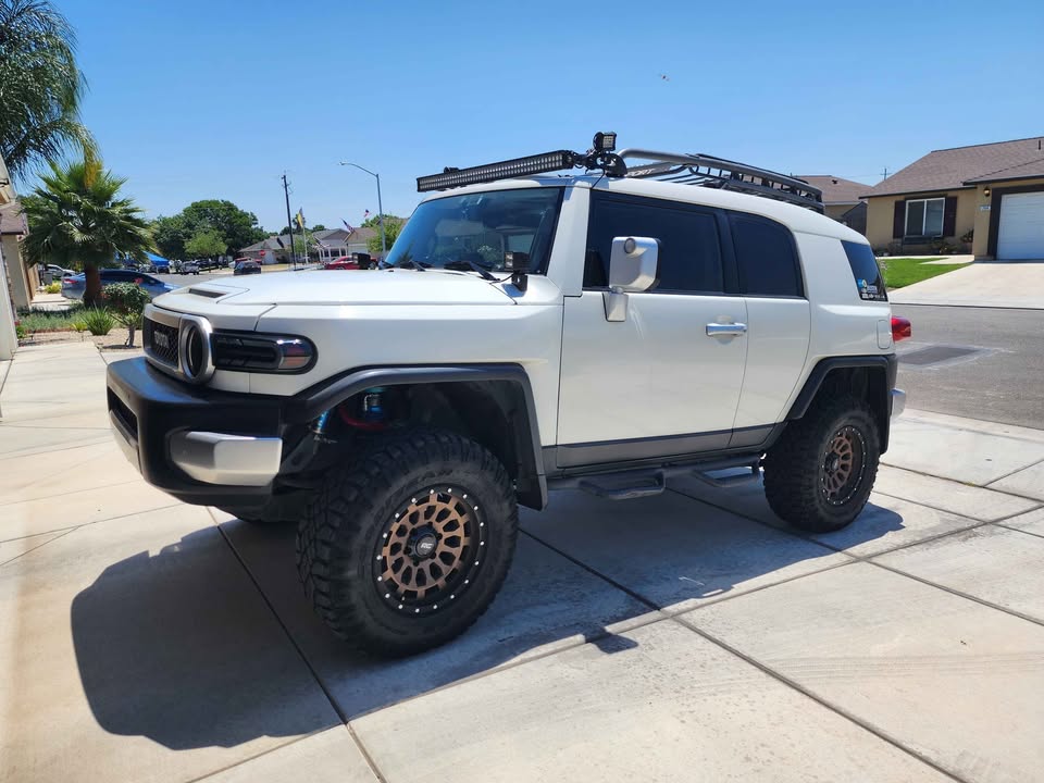 2012 Toyota FJ Cruiser · Trd 4x4 in Merced, CA (photo 11) — photo 11
