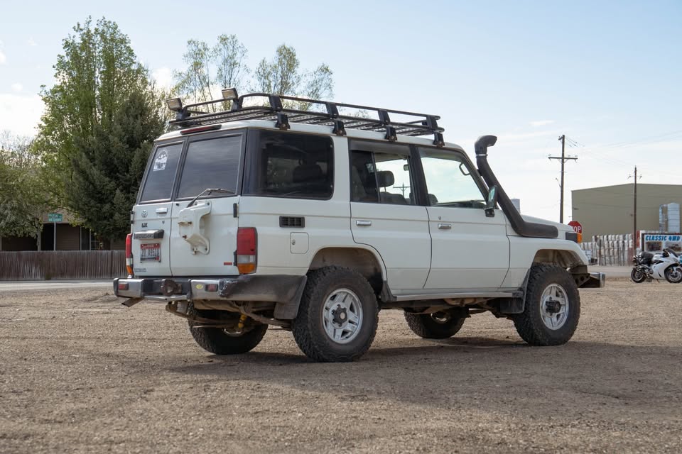 1996 Toyota HZJ77 in Homedale, ID (photo 4)