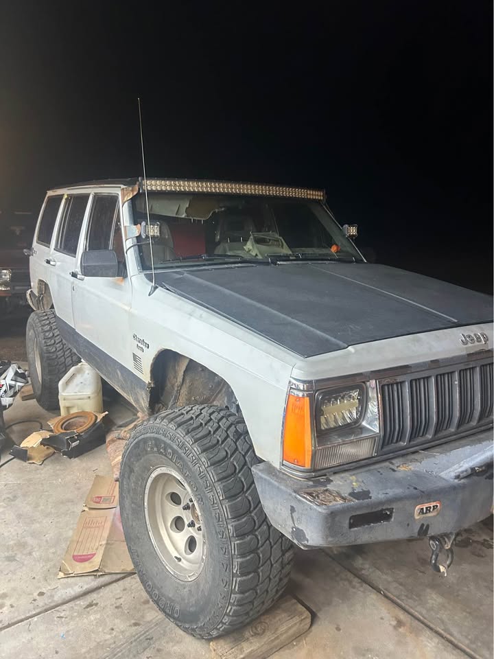1989 Jeep Cherokee · Sport Utility 4D in Vail, AZ (photo 9) — photo 9