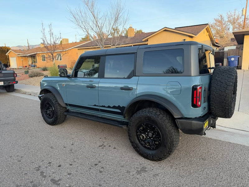 2022 Ford bronco wildtrak — photo 3