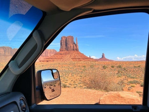 Jackpot CamperVan T-350 overland rental
