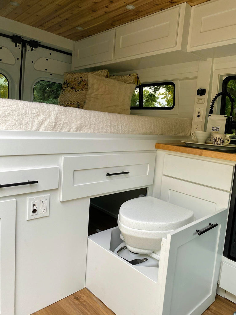 4 Season Off Grid Adventure Van | NewLife Conversions — photo 14