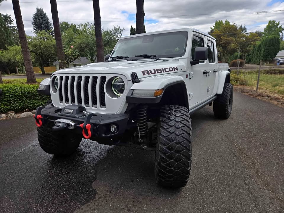 2020 Jeep Gladiator · Rubicon Pickup 4D 5 ft in Eagle Creek, OR (photo 1)