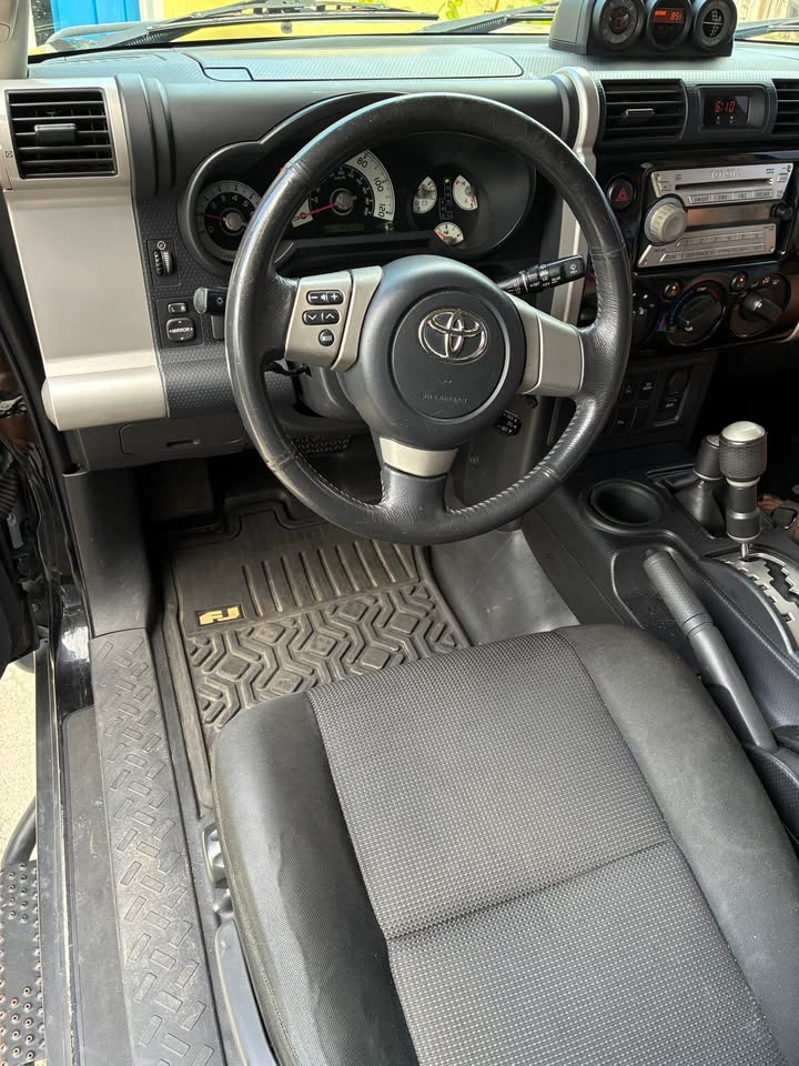 2008 Toyota FJ Cruiser in West Palm Beach, FL (photo 10) — photo 10