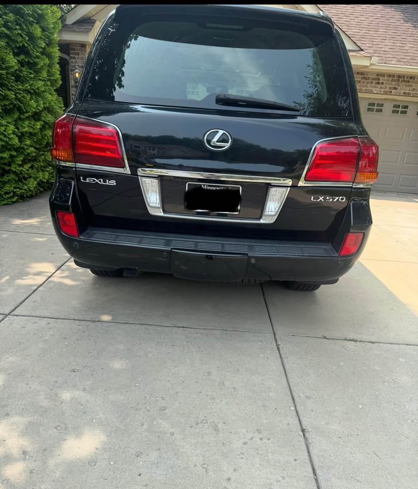 2009 Lexus LX · LX 570 Sport Utility 4D in Wayzata, MN (photo 2) — photo 2