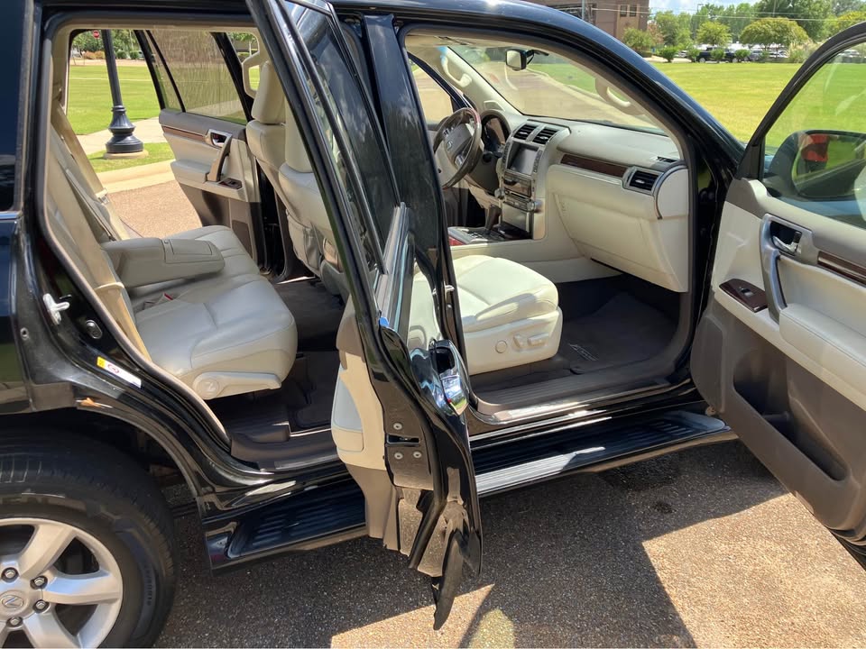 2011 Lexus GX · GX 460 Sport Utility 4D in Ridgeland, MS (photo 9) — photo 9