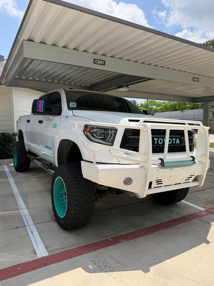 2014 Toyota Tundra CrewMax · SR5 Pickup 4D 5 1/2 ft in Austin, TX (photo 2) — photo 2