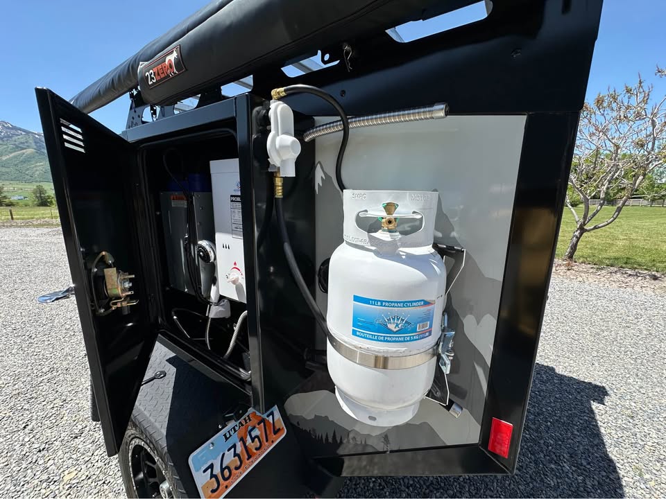 2022 Canadian Built Off Grid Off Road Expedition 2.0 in Wellsville, UT (photo 10) — photo 10