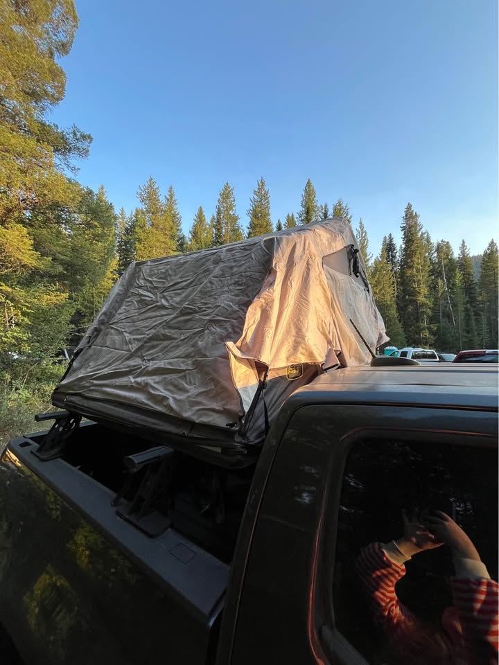 Smittybilt Overlander Roof Top Tent (photo 4) — photo 4