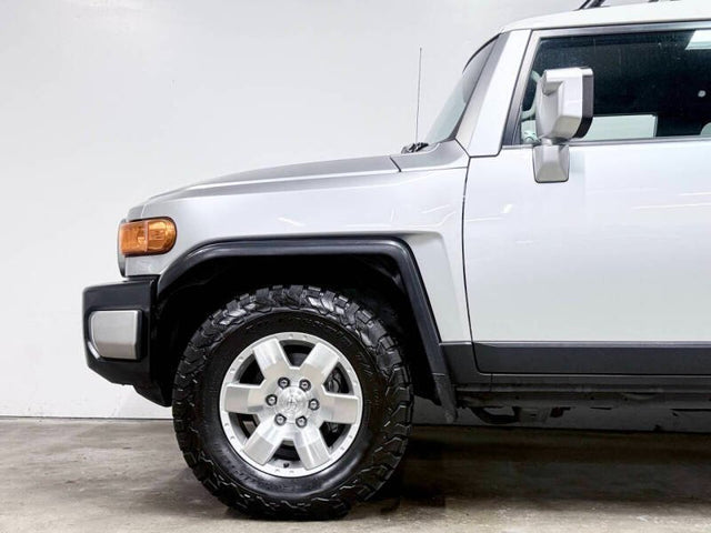 2007 Toyota FJ-Cruiser 1 Owner — photo 3