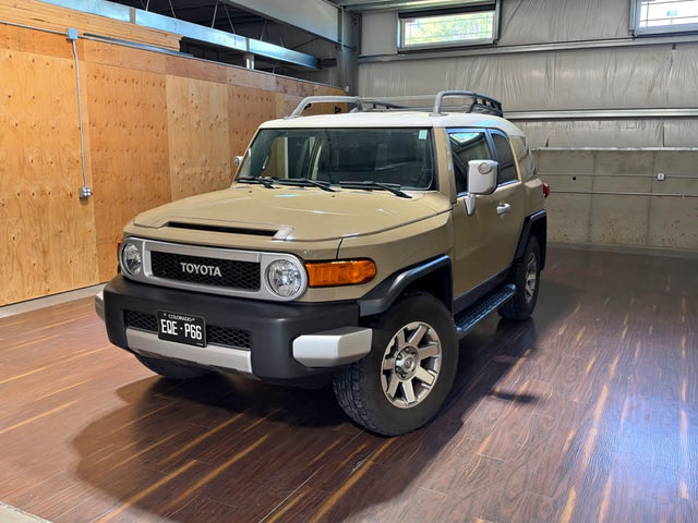 2014 Toyota FJ Cruiser in Windsor, CO (photo 1)