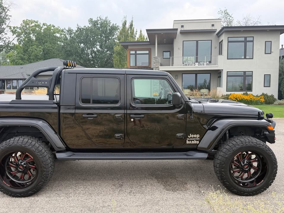 2021 Jeep Gladiator · Overland Pickup 4D 5 ft in Boise, ID (photo 3) — photo 3