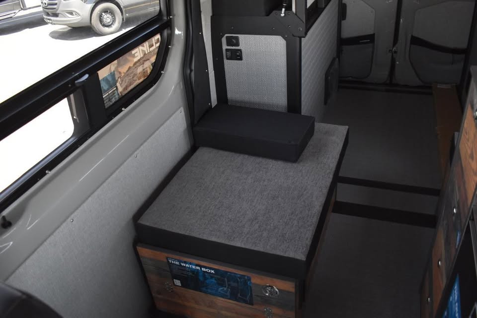 2024 Mercedes-Benz sprinter 2500 144" outside van syncline camper van in Salt Lake City, UT (photo 9)