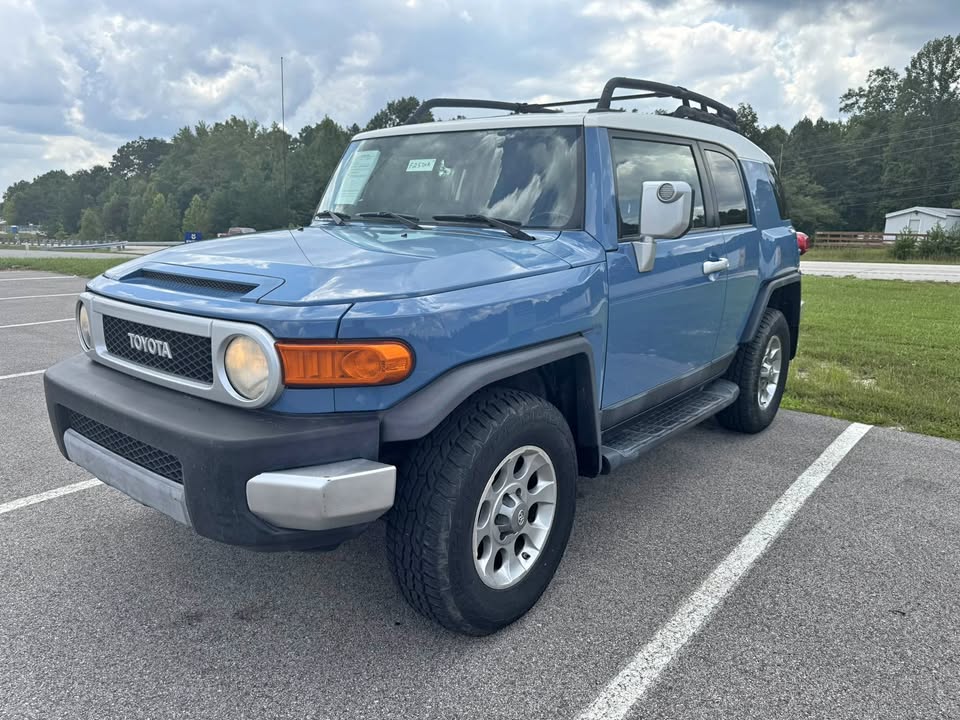 2011 Toyota FJ Cruiser · Sport Utility 2D in Morehead, KY (photo 1) — photo 1