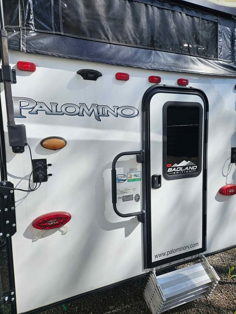 2021 Palomino SS-1500 Truck Camper in Post Falls, ID (photo 2)