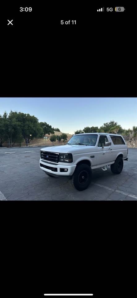 1994 Ford Bronco · Sport Utility 2D in San Bruno, CA (photo 4) — photo 4