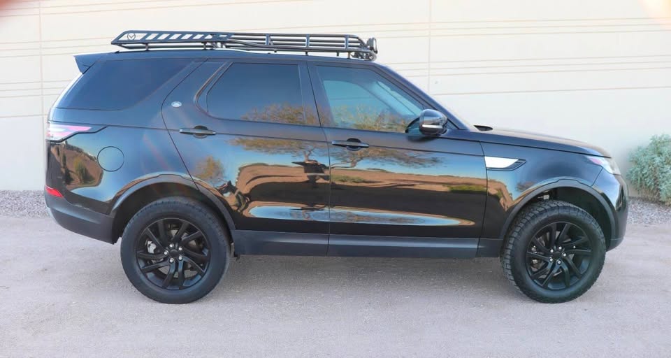 2018 Land Rover Discovery in Tempe, AZ (photo 5) — photo 5