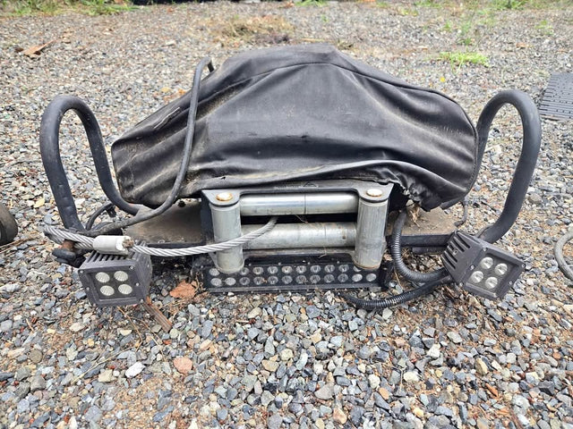 Smittybilt 15k Winch in Enumclaw, WA (photo 1)