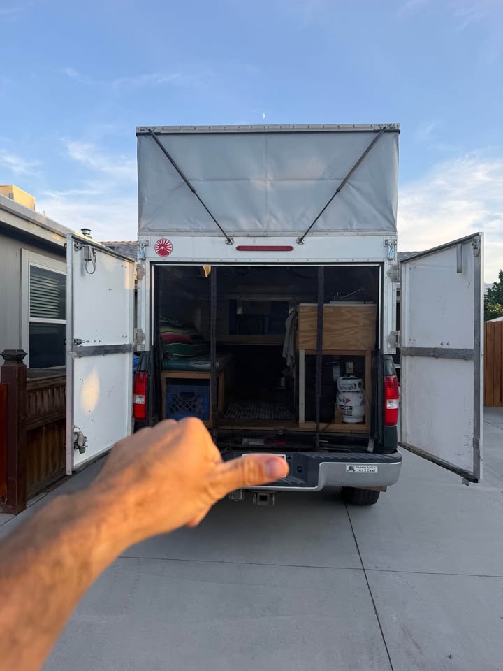 2004 Ford F150 Regular Cab · XLT Pickup 2D 8 ft in Bishop, CA (photo 4) — photo 4