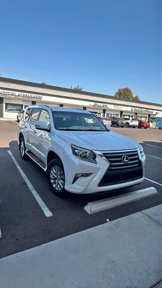 2017 Lexus GX460 in Phoenix, AZ (photo 1) — photo 1