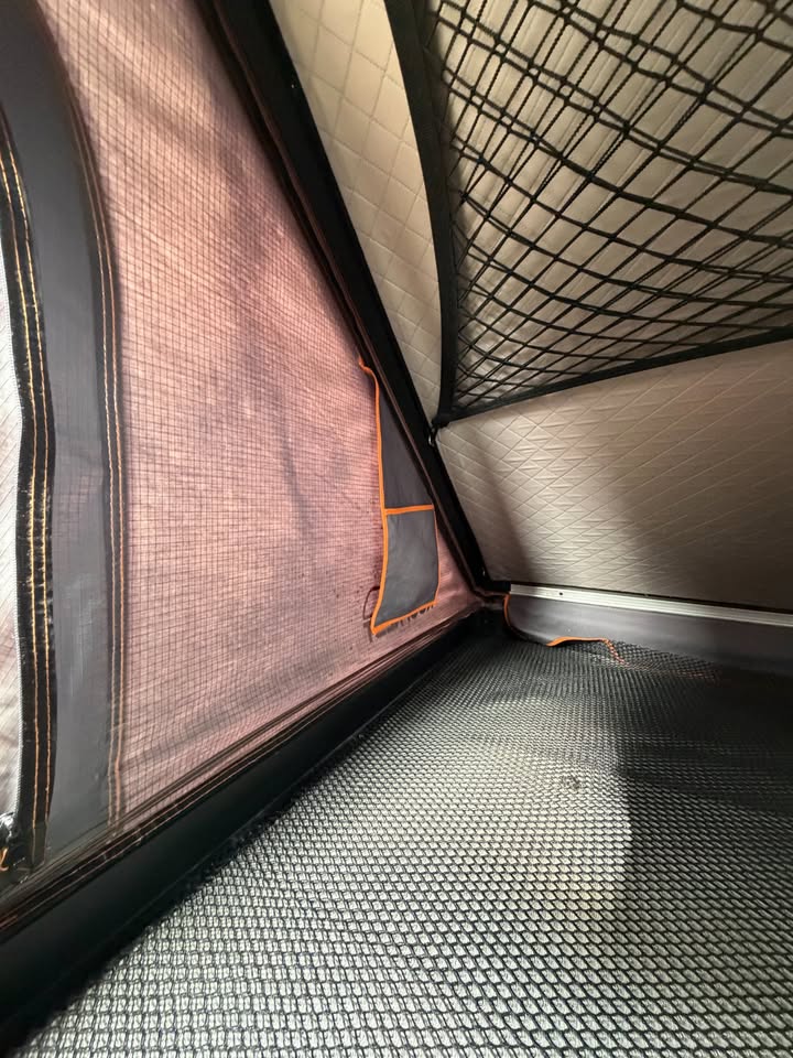 Roofnest Falcon Rooftop Tent in Astoria, NY (photo 7) — photo 7