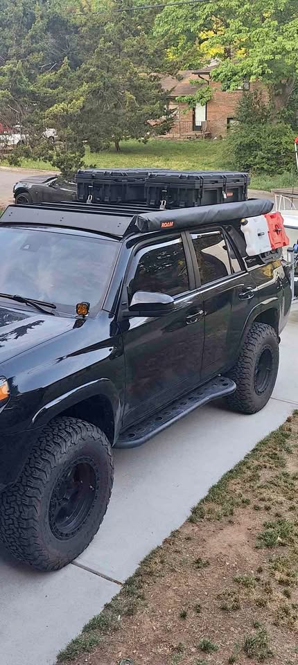 Roam adventures tent, awning and case