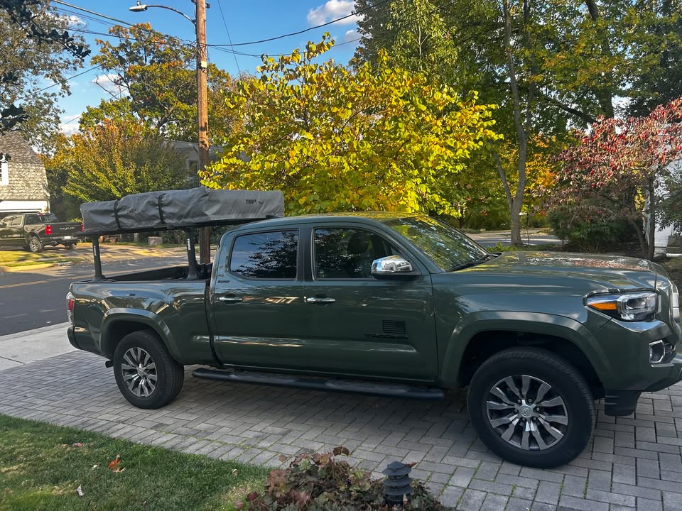 Thule Tepui Autana 4 Rooftop Tent with Annex in Arlington, VA (photo 2)