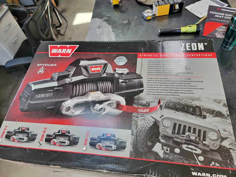 Warn zeon 10s winch NEW in Colorado Springs, CO (photo 1)