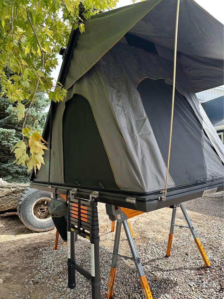 Mamba Overland Vehicle Systems roof top tent in Ammon, ID (photo 5) — photo 5