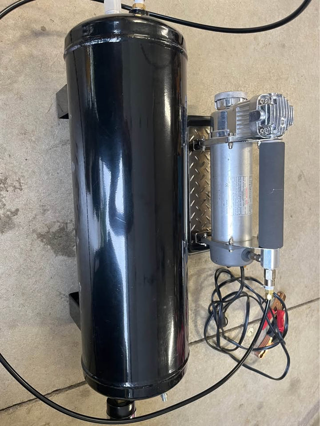 VIAIR 450P-A Automatic Portable Compressor and Evil Energy Air Tank — photo 3