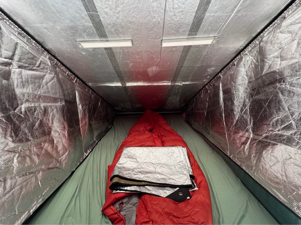 Tacoma Pop-Up Camper in Manhattan Beach, CA (photo 9) — photo 9