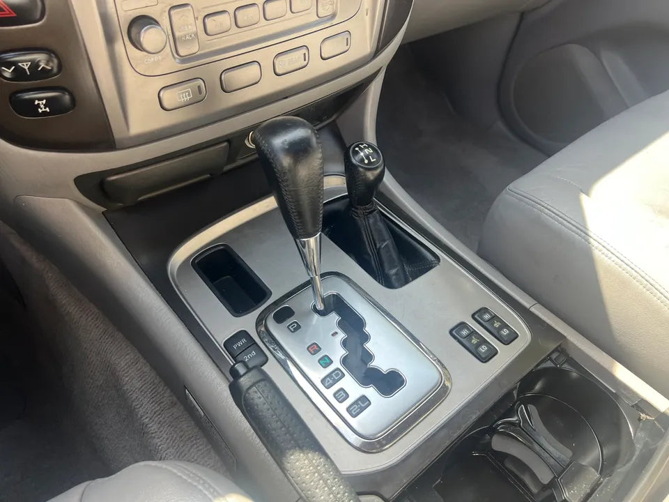 2003 Toyota Land Cruiser Sport Utility in Chula Vista, CA (photo 6) — photo 6