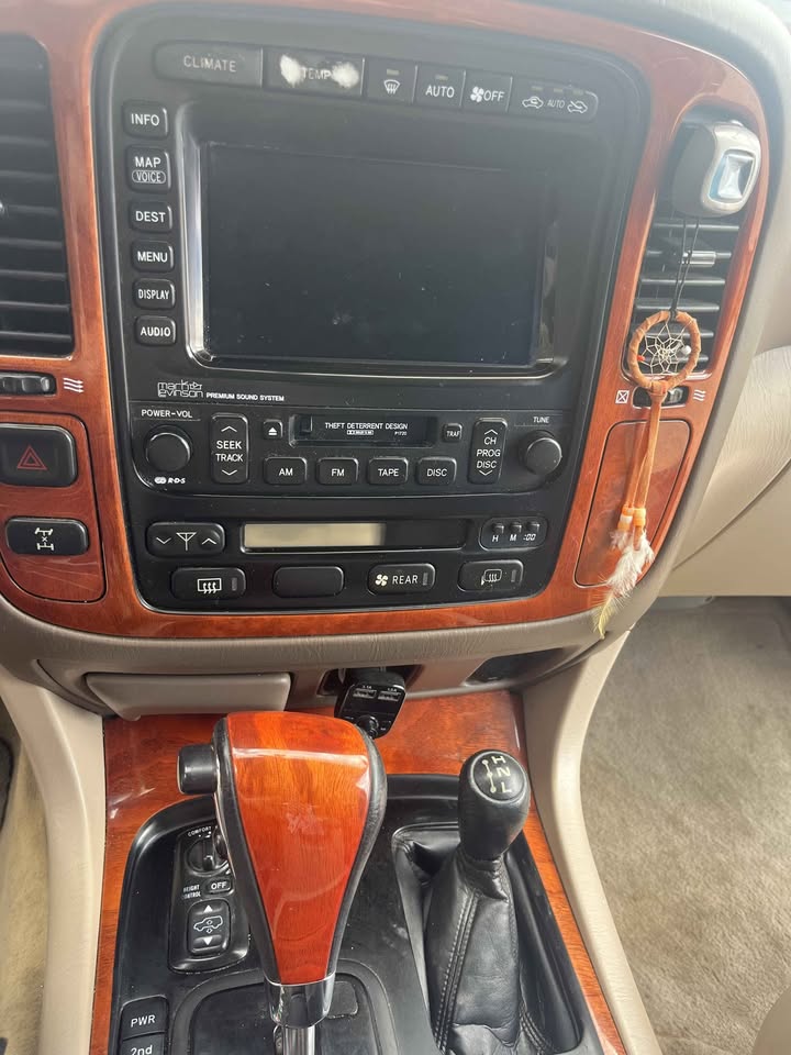 2002 Lexus LX · LX 470 Sport Utility 4D in Sedalia, CO (photo 4) — photo 4