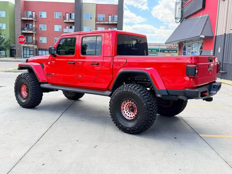 2020 Jeep Gladiator · Overland Pickup 4D 5 ft (photo 4) — photo 4