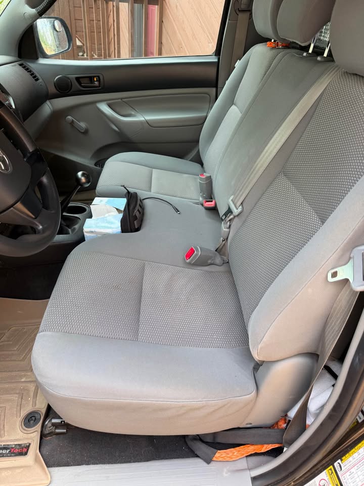 2012 Toyota Tacoma Regular Cab · Pickup 2D 6 ft (photo 5) — photo 5