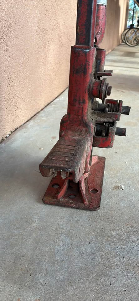 Hi-Lift Jack 48 inch - Jeep / Truck Offroad Lift in Tucson, AZ (photo 7) — photo 7