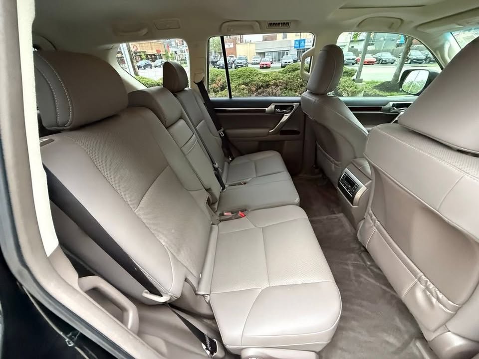 2019 Lexus GX · GX 460 Luxury Sport Utility 4D in Overland Park, KS (photo 4) — photo 4
