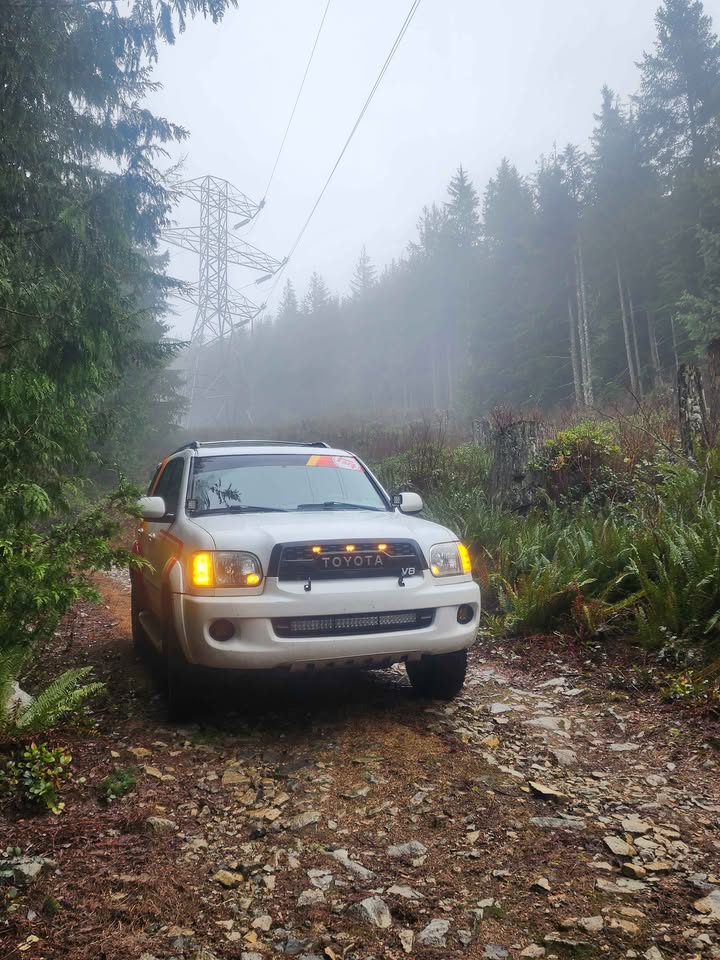 2006 Toyota Sequoia Limited 4x4 in Renton, WA (photo 5)