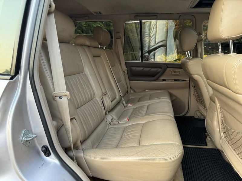 2000 Toyota Land Cruiser in Renton, WA (photo 6) — photo 6
