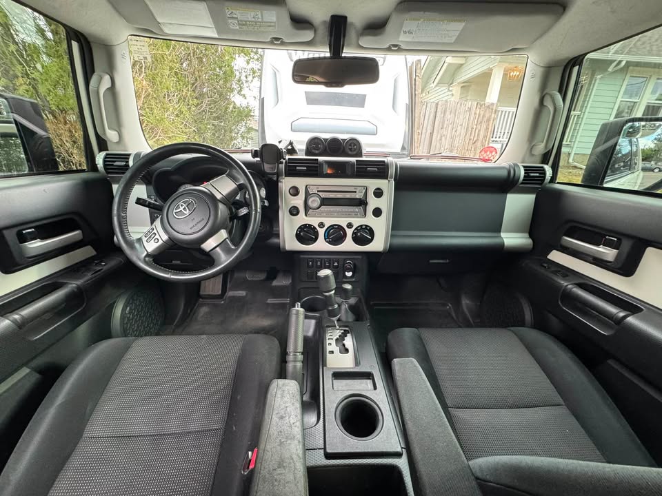 2010 Toyota FJ Cruiser in Greeley, CO (photo 4) — photo 4