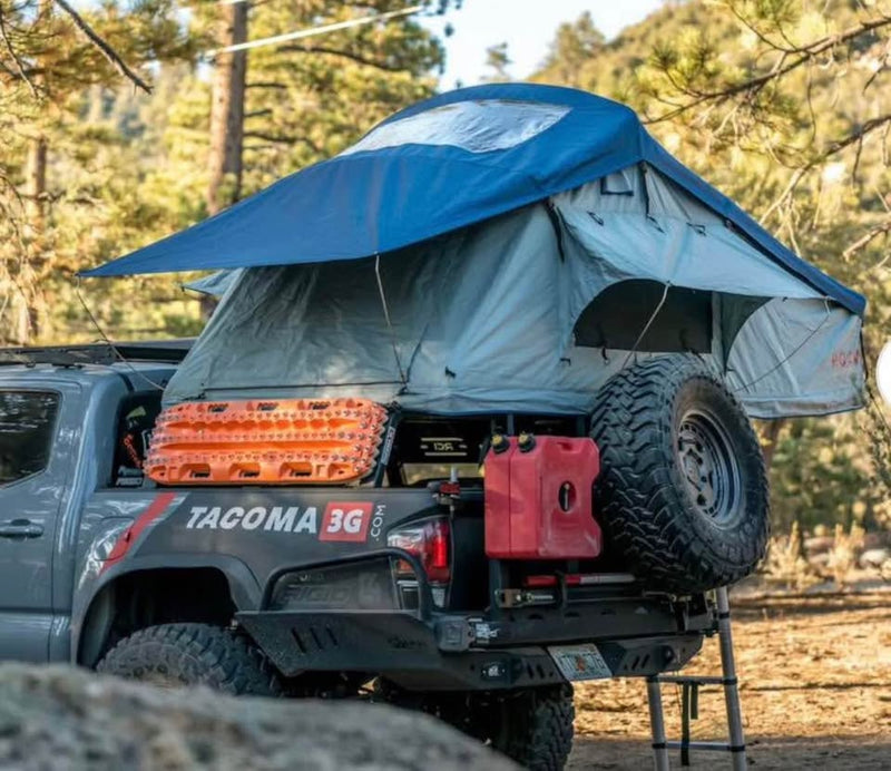 Roam Adventure Co. Rooftop Tent (photo 5) — photo 5