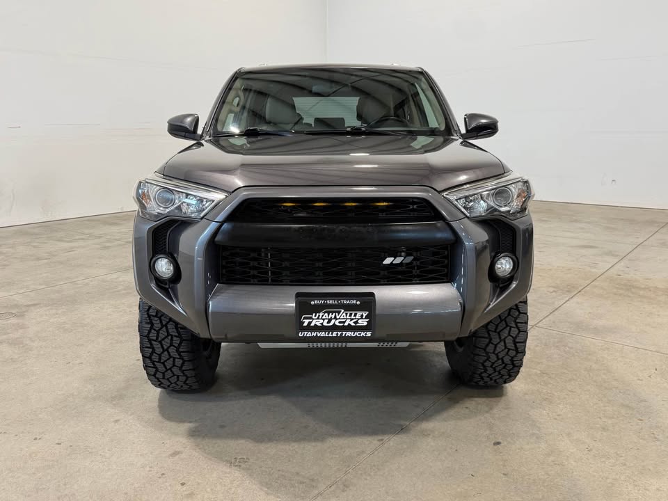 2014 Toyota 4Runner · SR5 (photo 3) — photo 3