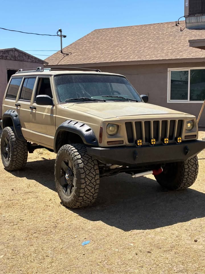1998 Jeep Cherokee XJ in Phoenix, AZ (photo 10) — photo 10