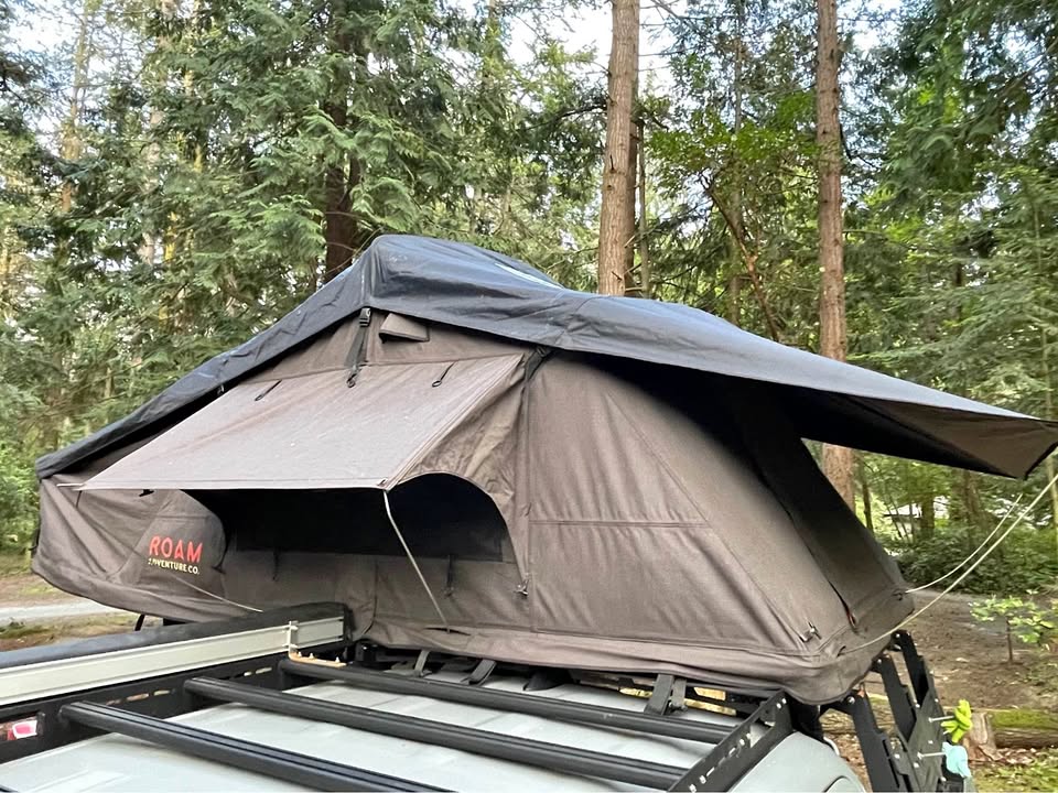 Rooftop Tent (RTT) - Roam Adventure - Vagabond XL 1.0 in Federal Way, WA (photo 1) — photo 1
