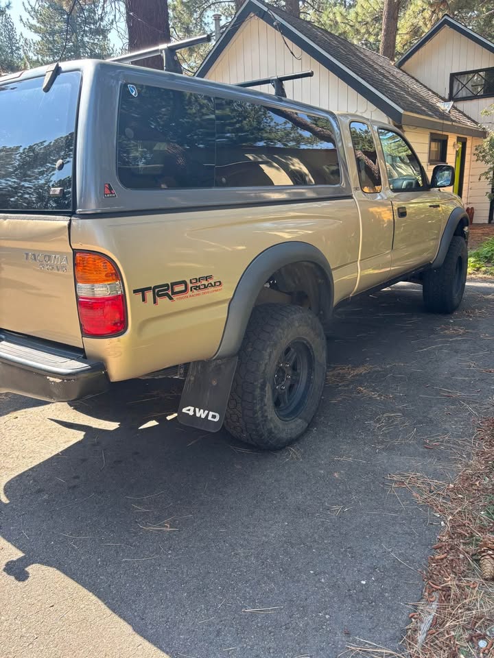 2002 Toyota Tacoma · TRD Off-Road Pickup 4D 6 ft in South Lake Tahoe, CA (photo 5) — photo 5