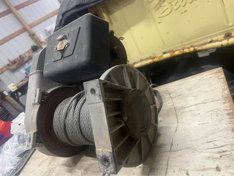 Warn 8274 8k winch in Rigby, ID (photo 3) — photo 3