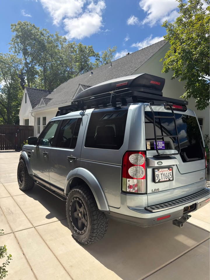 2012 Land Rover LR4 · HSE Sport Utility 4D in Sacramento, CA (photo 6) — photo 6