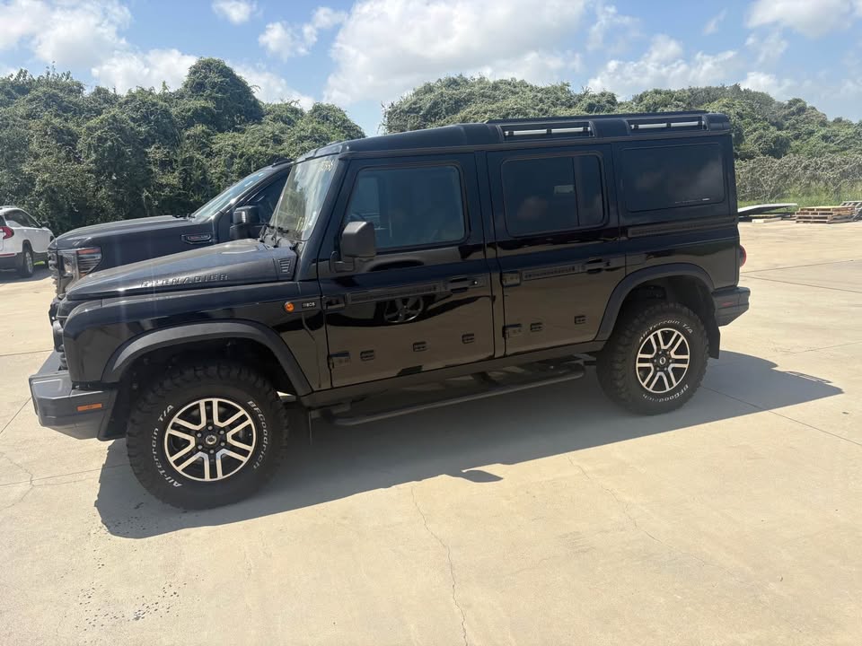 2025 Ineos Grenadier · Grenadier in Aransas Pass, TX (photo 4) — photo 4