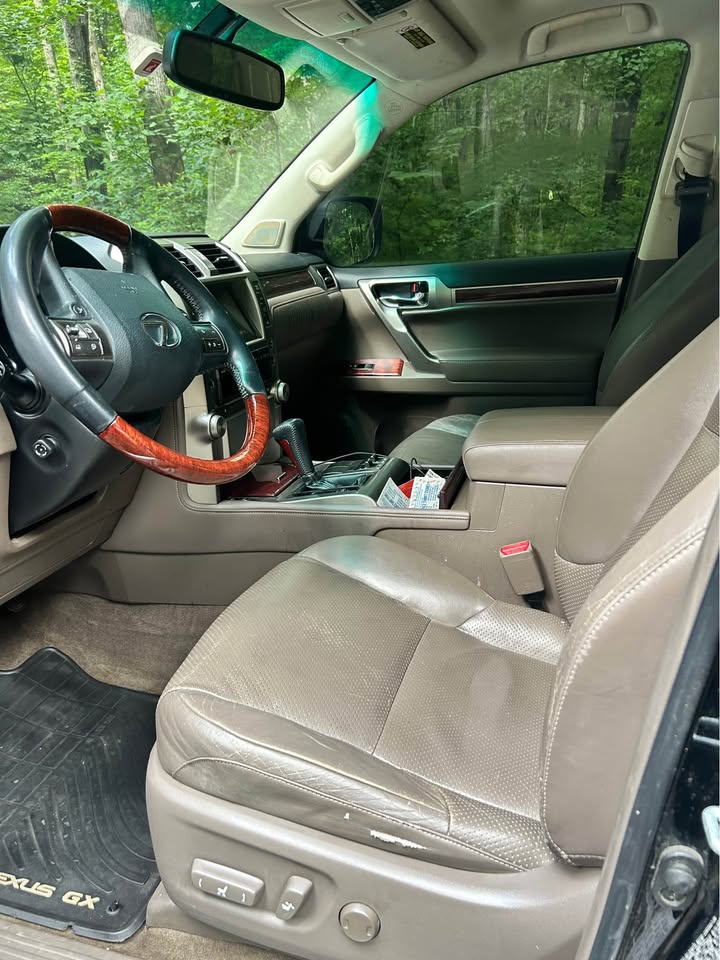 Lexus GX460 2012 in Rocky Face, GA (photo 8) — photo 8